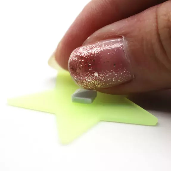 100 pcs 3D glowing stars wall stickers for home glow in the dark stars for kids fluorescent stickers decoration For Beautiful Room - Oshi.pk - Buy & Sell Online