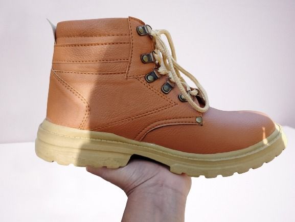 Light Brown Daily Use Long Shoes for Men - Oshi.pk - Buy & Sell Online