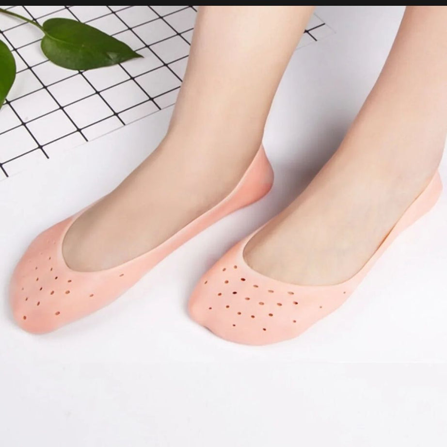 1Pair (2Pcs ) Silicone Feet Care Boat socks Moisturizing Gel Heel Socks with Pain Relief Crack Hole Cracked Foot Skin Care Protectors Foot Care Tool - Oshi.pk - Buy & Sell Online