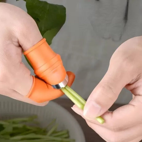 6pcs 1Set Silicone Thumb Knife With Finger Protector Gears Cutting Vegetable Harvesting Knife Plant Blade Kitchen Accessories - Oshi.pk - Buy & Sell Online