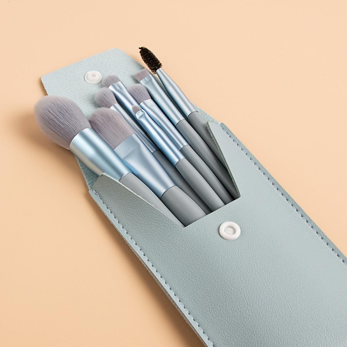 8 Pcs Mini Travel Portable Soft Makeup Brushes Set Eye Shadow Foundation Powder Eyelash Lip Concealer Blush Make Up Brush Set - Random Colors Glowing - Oshi.pk - Buy & Sell Online