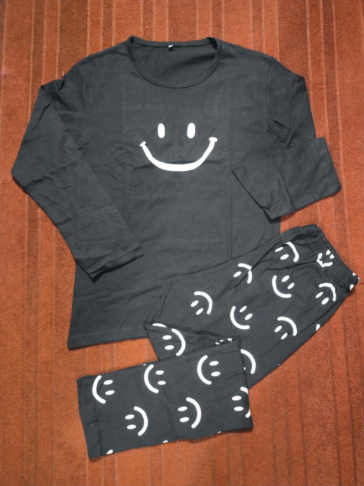 Smile Printed Shirt Trouser Night Dress For Her - Oshi.pk - Buy & Sell Online