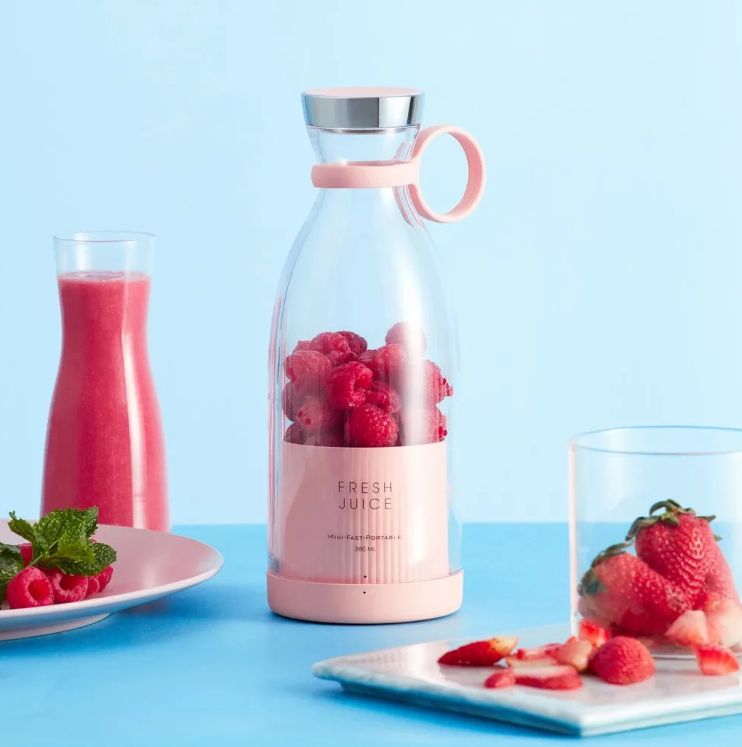 Bottle 420ml USB Rechargeable Juicer Blender Electric Blender Mini Portable Personal Size Juicer Portable Fruit Juicer Machine USB Rechargeable Juicer - Oshi.pk - Buy & Sell Online