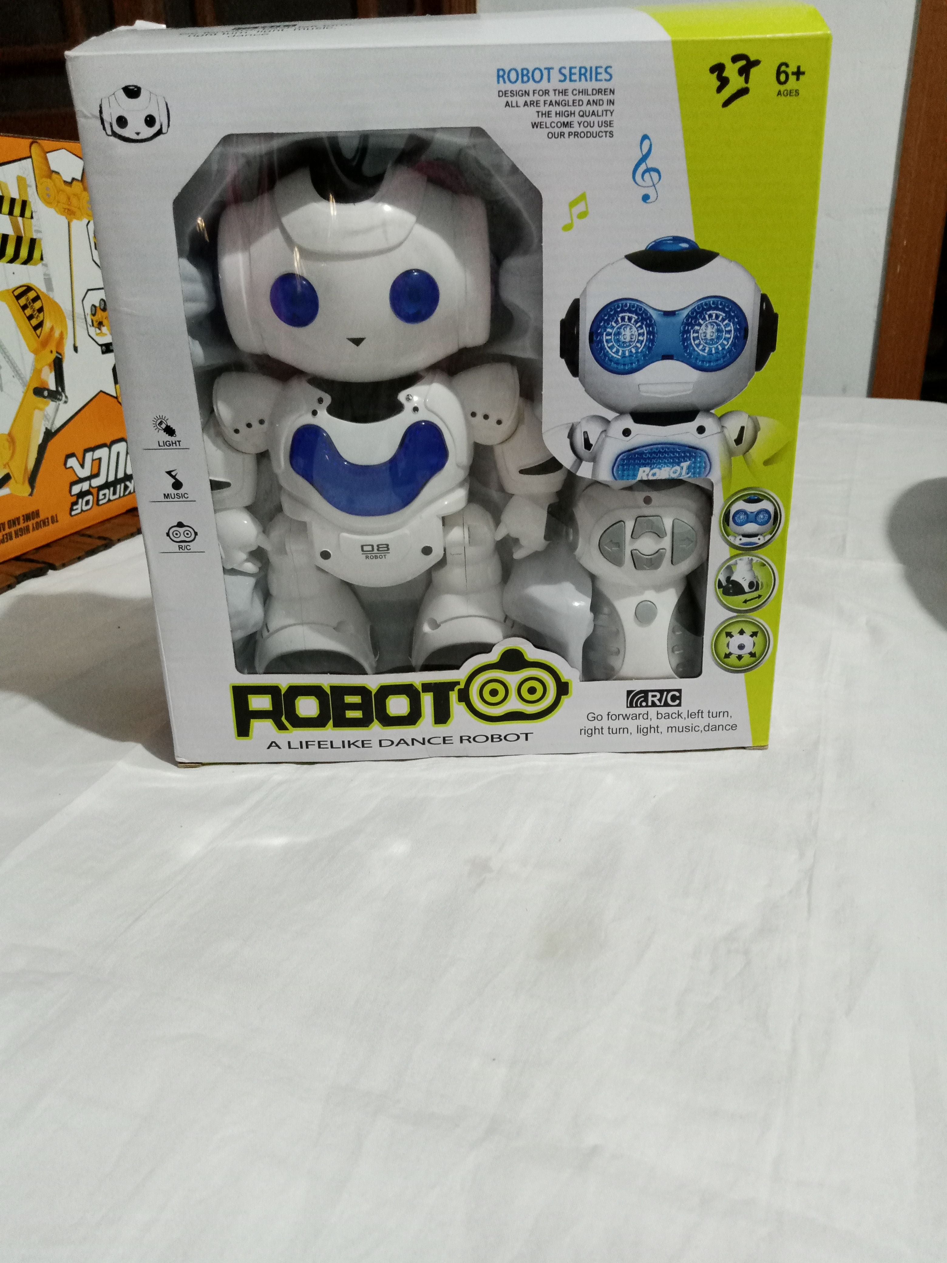 Dancing Robot -R/C - Dance, walk and Light - Oshi.pk - Buy & Sell Online