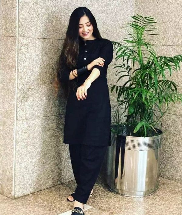 Ladies 2 Piece Black Suit – Kurta & Shalwar - Oshi.pk - Buy & Sell Online