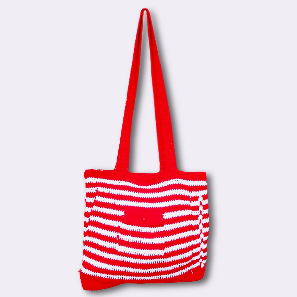 Fashionable Handcrafted Crochet Bags: Bold White and Red Color Scheme : Stylish Handcrafted Crochet Bags - Oshi.pk - Buy & Sell Online
