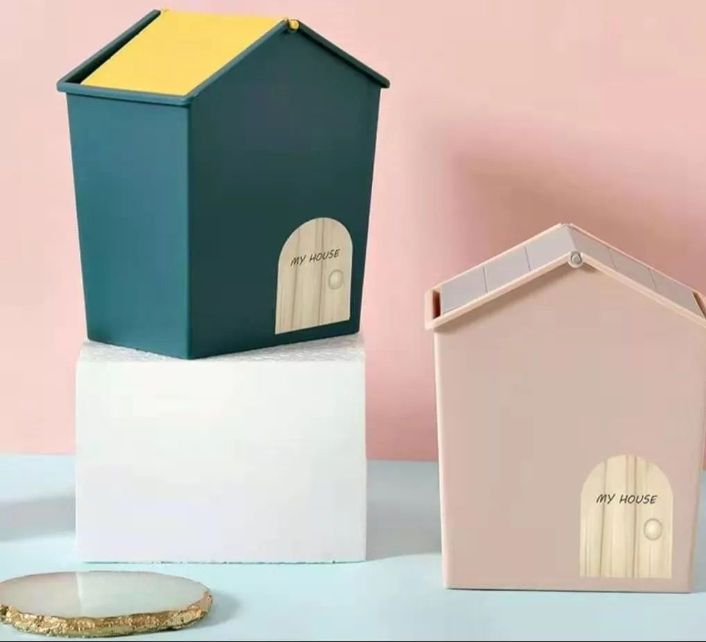 House Shaped Random Desktop Trash Can