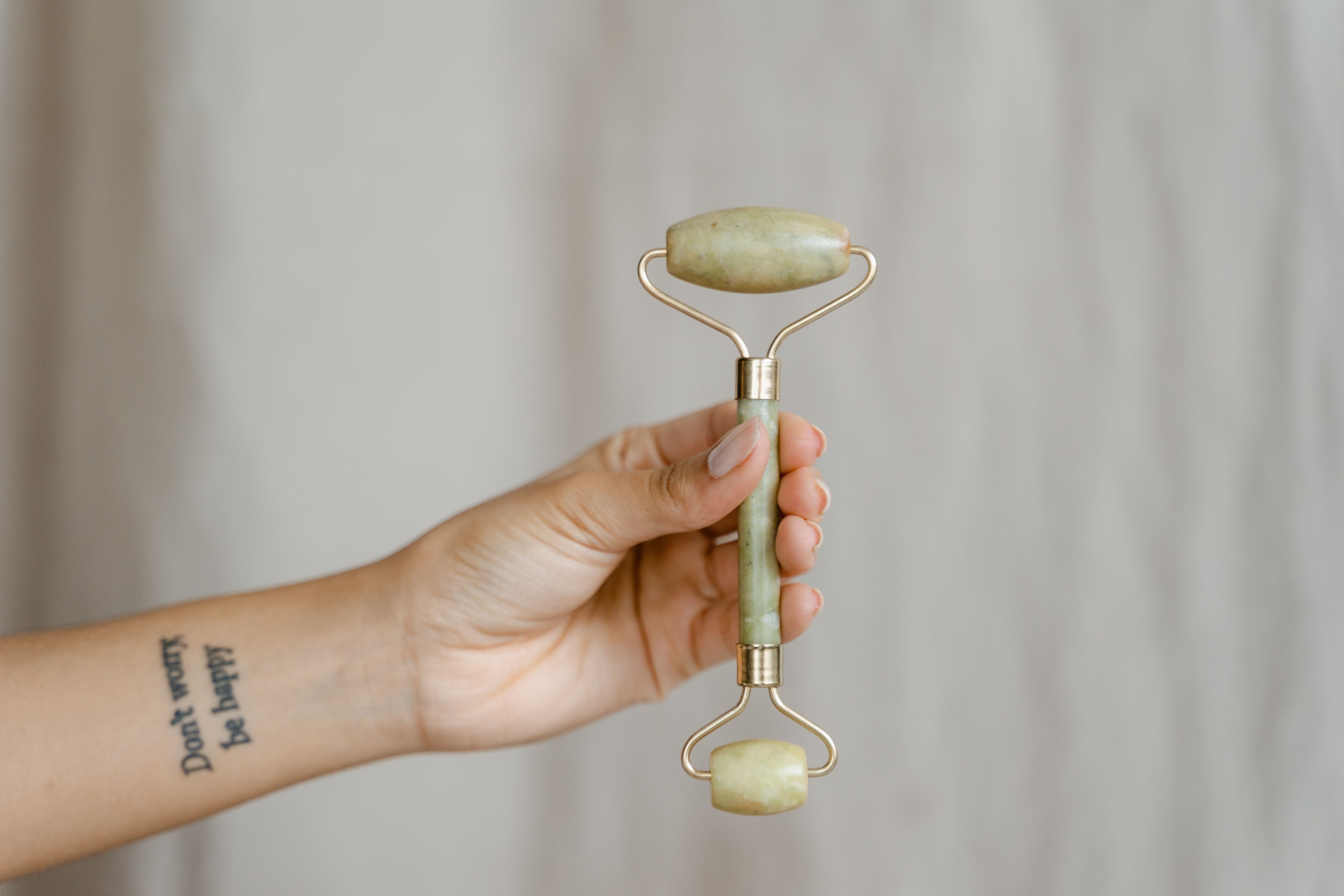 Jade Roller - Oshi.pk - Buy & Sell Online