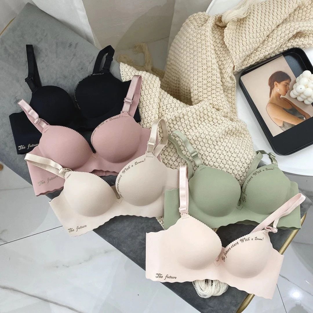 Broad Strap Seamless Wire Free Ultra Thin Bra - Oshi.pk - Buy & Sell Online