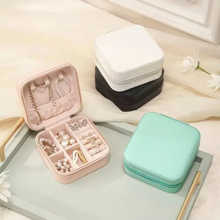 Latest Jewelry Organizer Box For Travelling Leather Box Hair Accessories - Oshi.pk - Buy & Sell Online