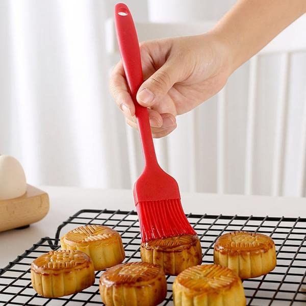 Pack Of 2 Silicone Pastry Brush Cooking Oil Brush & Spatula for Baking - Oshi.pk - Buy & Sell Online