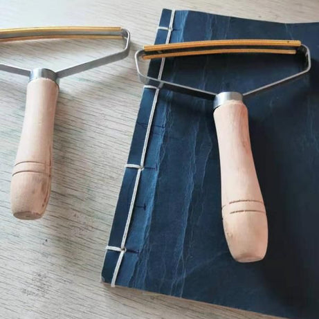 Portable Manual Hair Remover Coat Roller Hair Remover Double-sided Shaving Knife Pet Hair Cleaning Brush Sofa Shaving Ball Tool - Oshi.pk - Buy & Sell Online