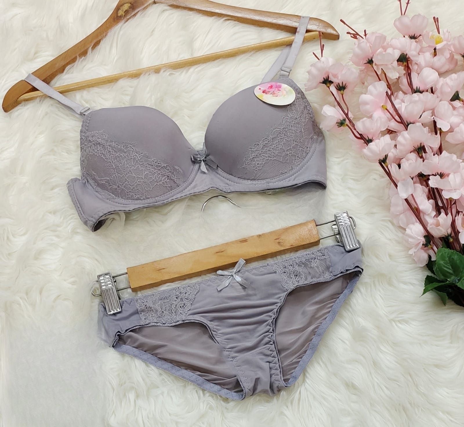 Pretty Wrap Bridal Padded Bra Penty Set (AR-235-2) - Oshi.pk - Buy & Sell Online