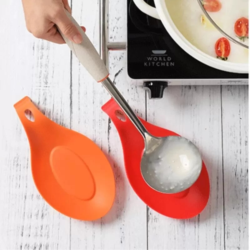Silicone Spoon Rest Place Mat Heat Resistant Glass Drink Coaster Tray Spoon Pad Eating Mat Holder Kitchen Accessories - Oshi.pk - Buy & Sell Online