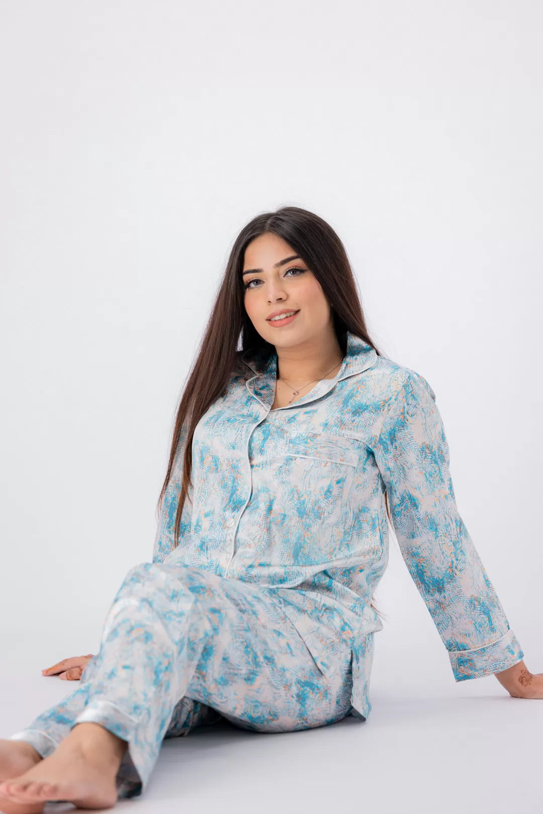 Valerie lounging Gorgeous satin fabric comes with a natural sheen and feel silky on your skin. Feel cute and sensual while staying comfortable putting - Oshi.pk - Buy & Sell Online