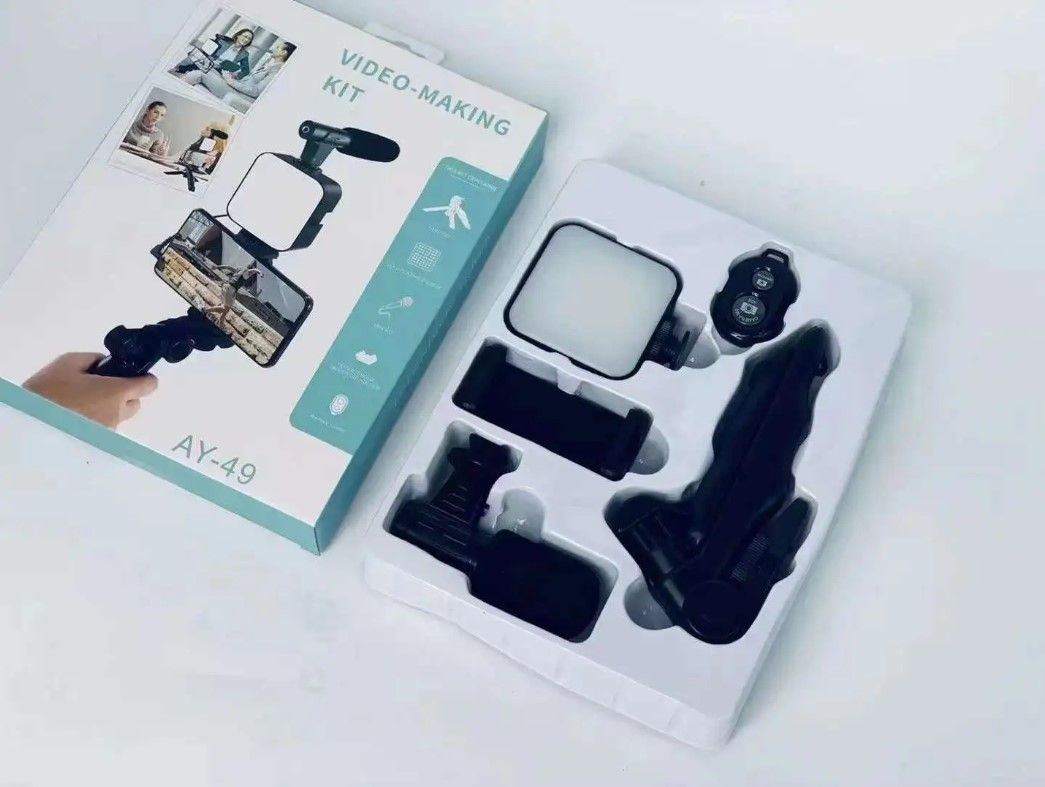 VLog Mobile Vlogging Kit, Video Making kit, with tripod stand, Microphone, Led Light, Mobile Holder ALL IN ONE Better Sound And Lighting - Oshi.pk - Buy & Sell Online