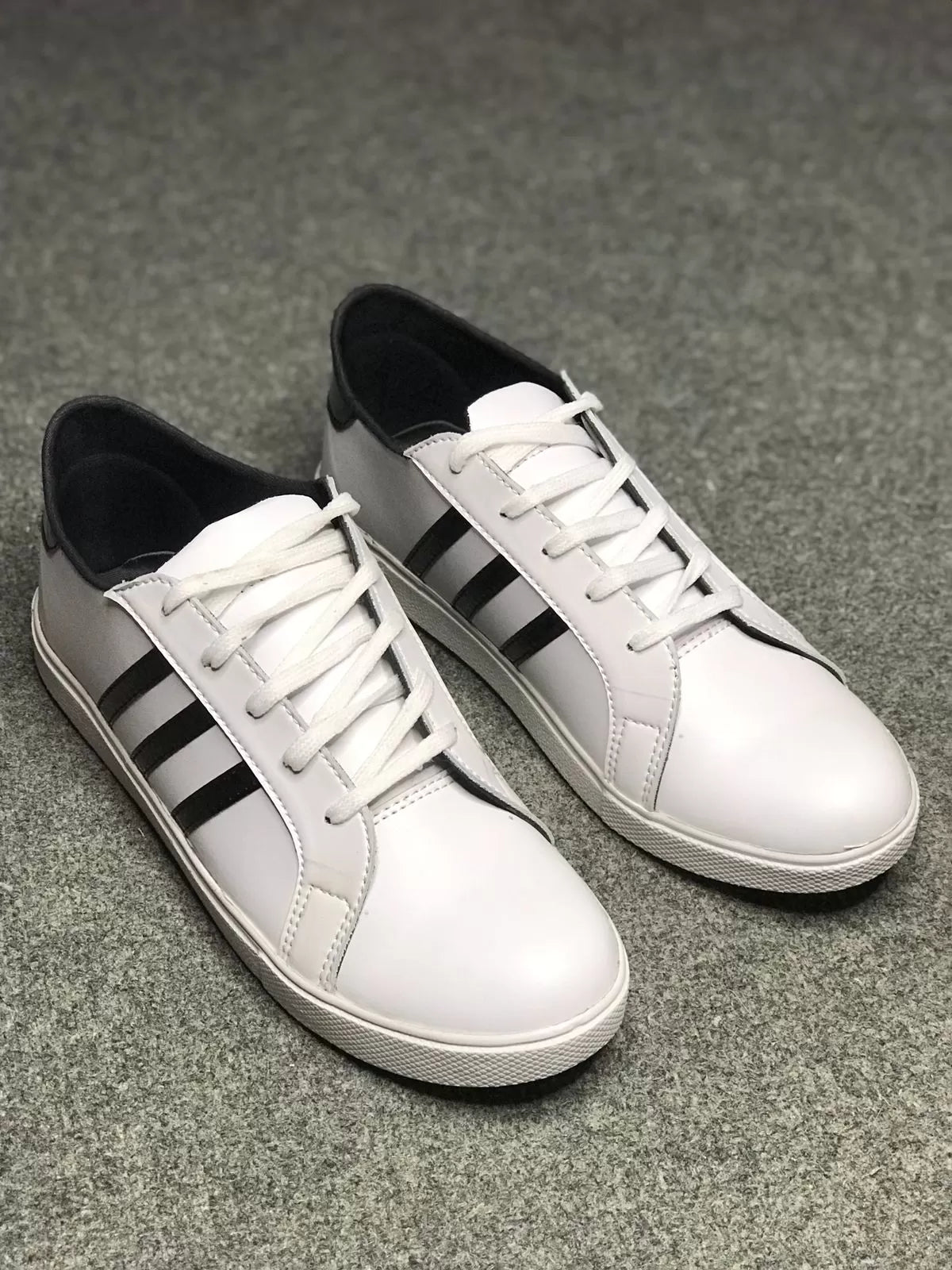 White Fashion Sneakers Lightweight Men Casual Shoes Fashion Shoes For Men Casual Partywear Boys Sneakers - Oshi.pk - Buy & Sell Online