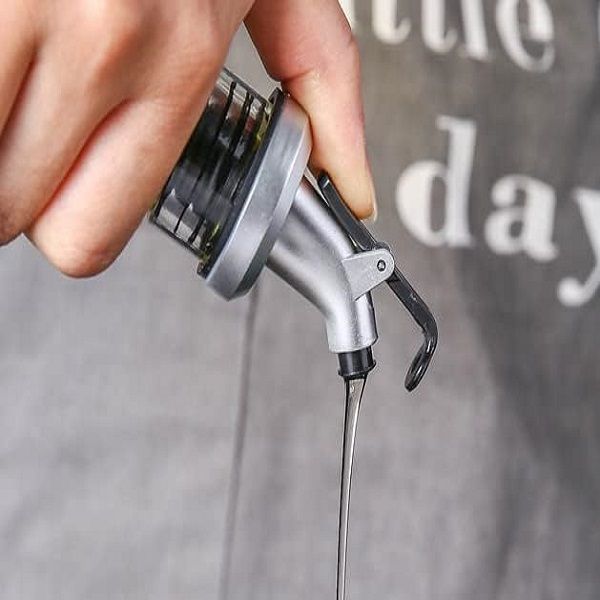 Oil Spouts Olive Oil Vinegar Bottle Stopper Dispenser - Oshi.pk - Buy & Sell Online