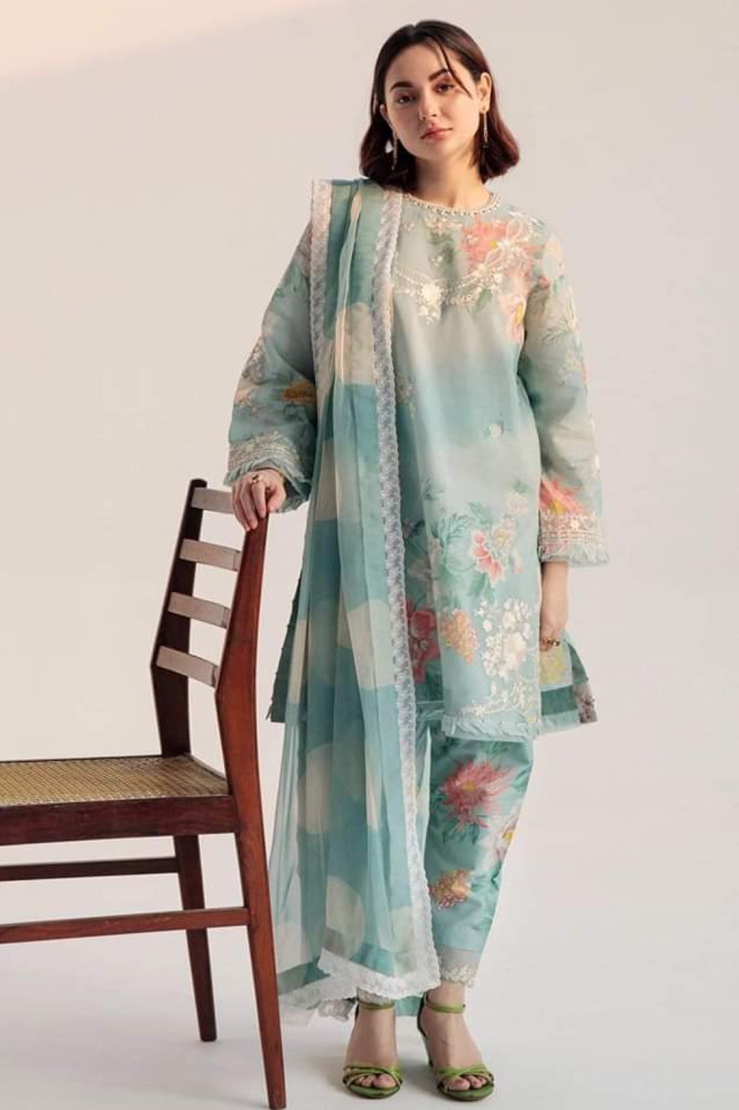 Zara Shahjahan Coco Lawn 3 PCS Women Unstitched Suit - Ice Blue - Oshi.pk - Buy & Sell Online