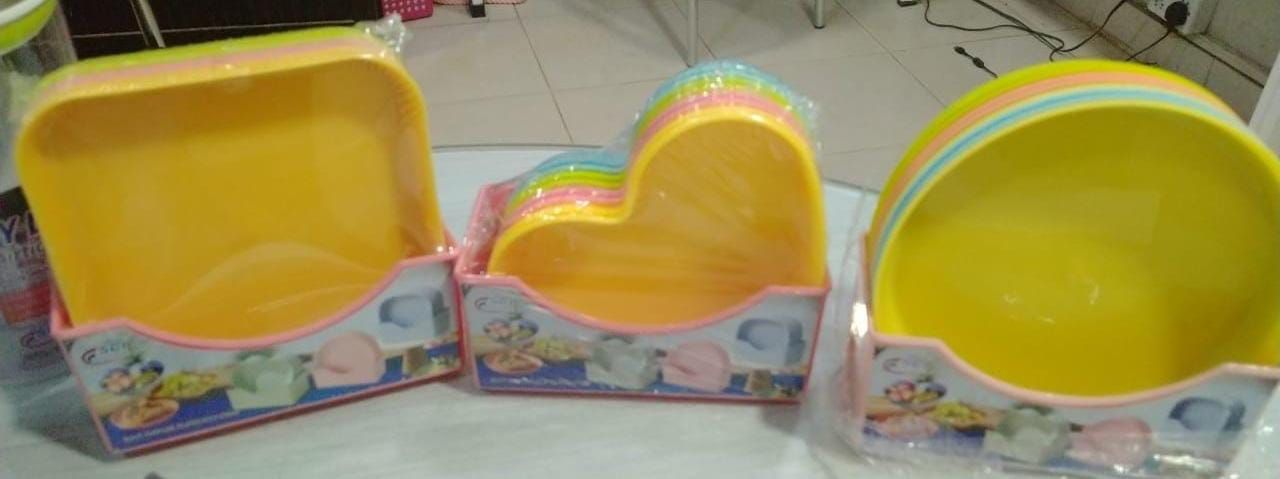 8 Pcs Plates with Stand Dinner plate - Oshi.pk - Buy & Sell Online