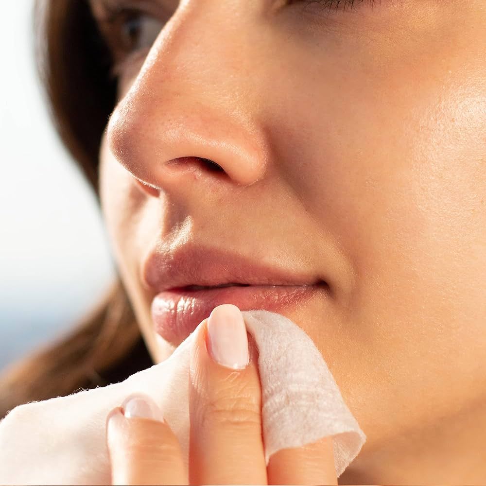 1pcs HP Facial Wet Skincare Facial Wipes - Oshi.pk - Buy & Sell Online