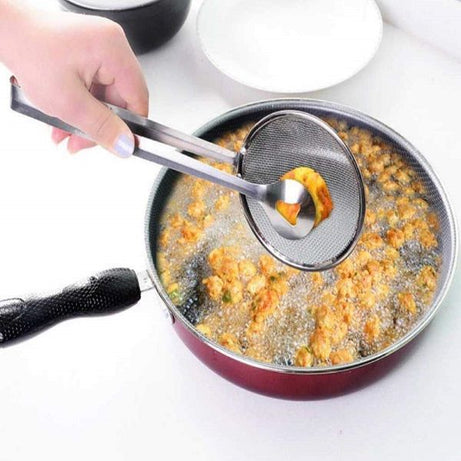 2 in 1 Fry Tool Filter Spoon Snack Strainer with Clip Oil Frying - Oshi.pk - Buy & Sell Online