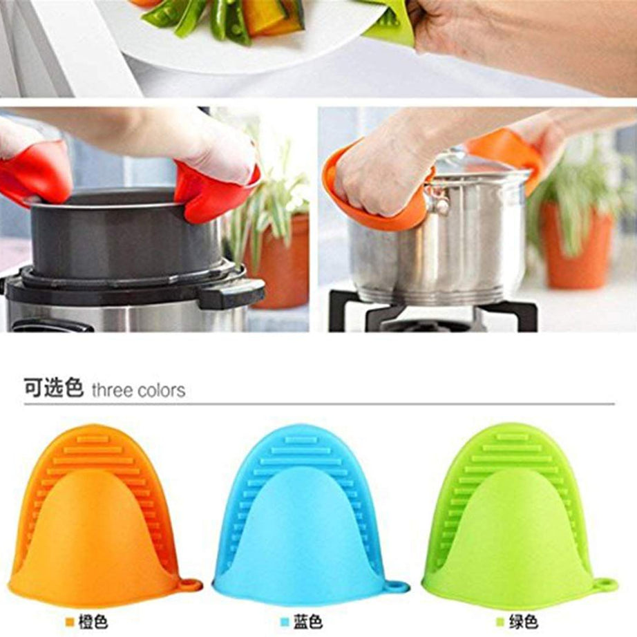 2 pcs Silicon pot holder -, heat resistant gloves , kitchen accessories anti slip baking mitts , silicon hot pot holders , best Kitchen tool - Oshi.pk - Buy & Sell Online