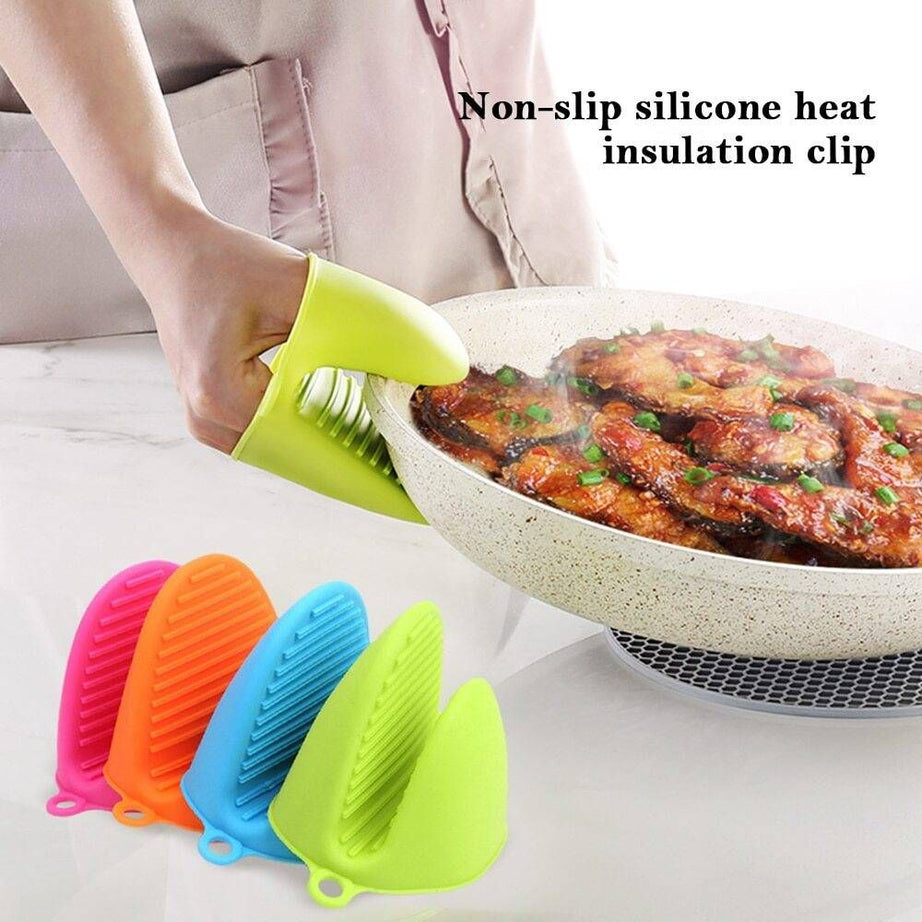 2 pcs Silicon pot holder -, heat resistant gloves , kitchen accessories anti slip baking mitts , silicon hot pot holders , best Kitchen tool - Oshi.pk - Buy & Sell Online