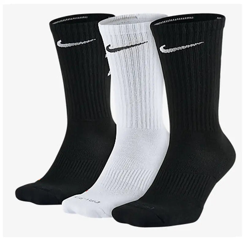 Pack of 9 Stylish Long Warm Winter Socks For Men - Oshi.pk - Buy & Sell Online