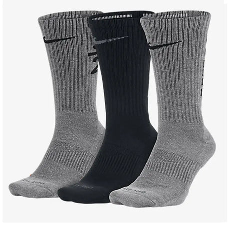 Pack of 9 Stylish Long Warm Winter Socks For Men - Oshi.pk - Buy & Sell Online