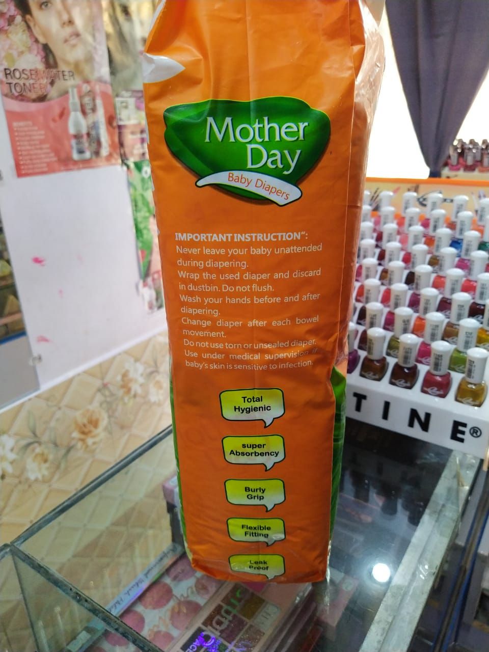 50PCS BABY PAMPER HIGH QUALITY MOTHER DAY DIAPERS MEDIUM 4-9kg 50 DIAPERS No 3 - Oshi.pk - Buy & Sell Online