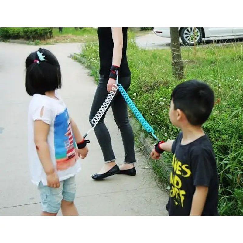 Child Anti Lost Strap - Don't Loose Your Kid in Crowd - Oshi.pk - Buy & Sell Online