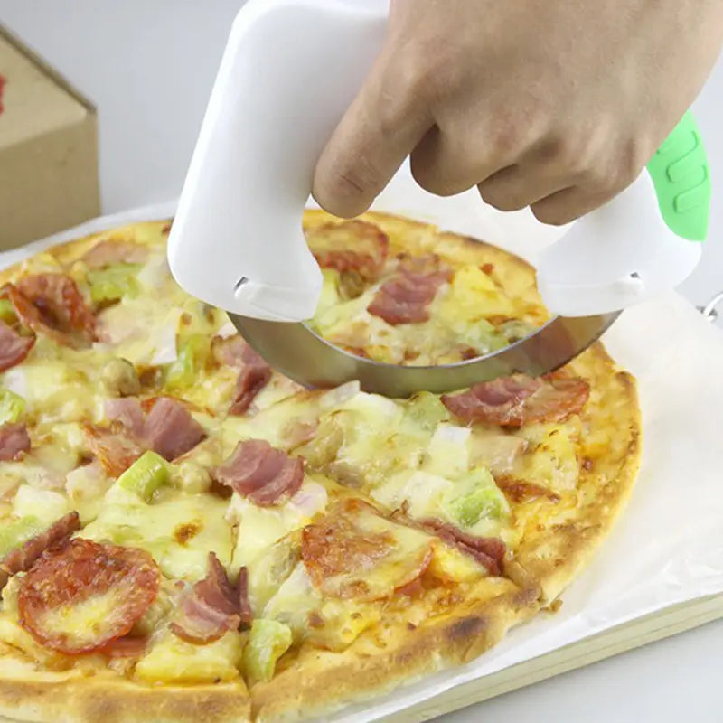 Rolling Circular Knife - Oshi.pk - Buy & Sell Online