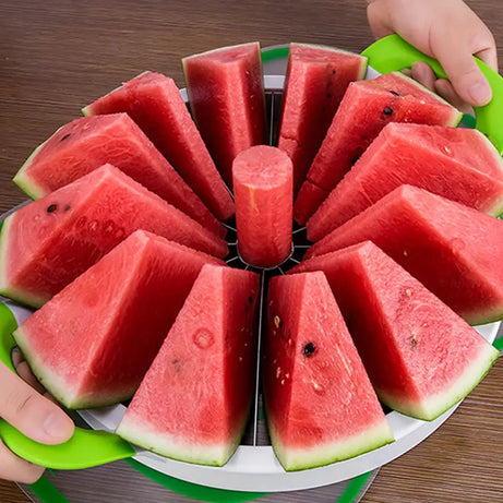 Melon Slicer - Cuts 12 Uniform Slices - Oshi.pk - Buy & Sell Online