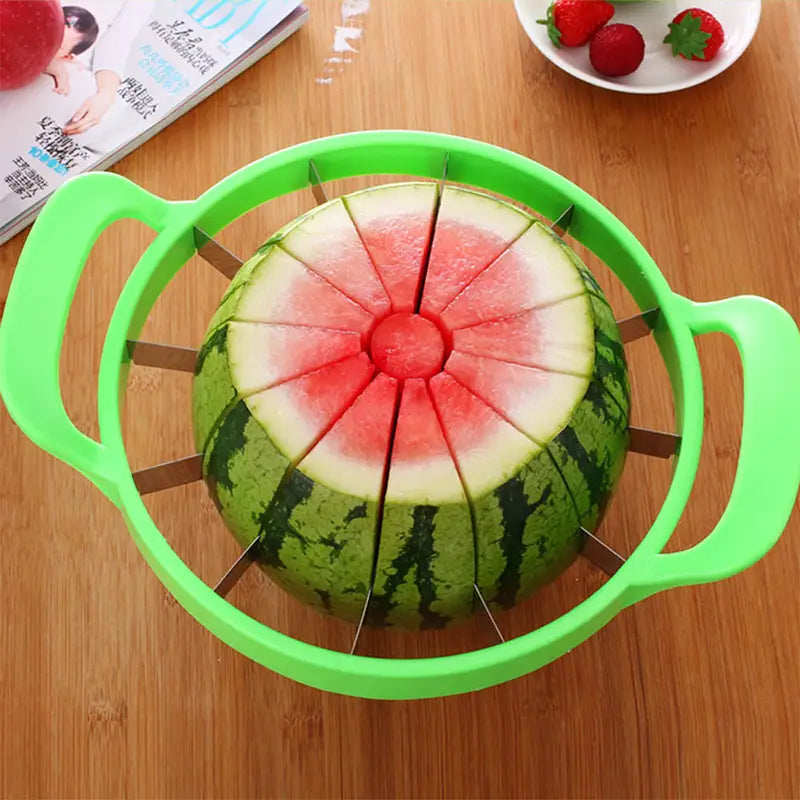 Melon Slicer - Cuts 12 Uniform Slices - Oshi.pk - Buy & Sell Online