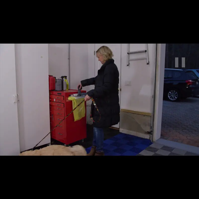 Attach-A-Trash The Hanging Trash Bag Holder - Oshi.pk - Buy & Sell Online