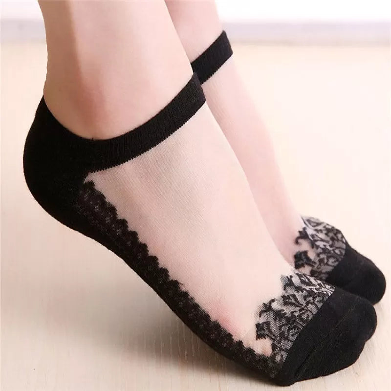 2 Pairs– Imported Net Fancy Ankle Socks for Women - Oshi.pk - Buy & Sell Online