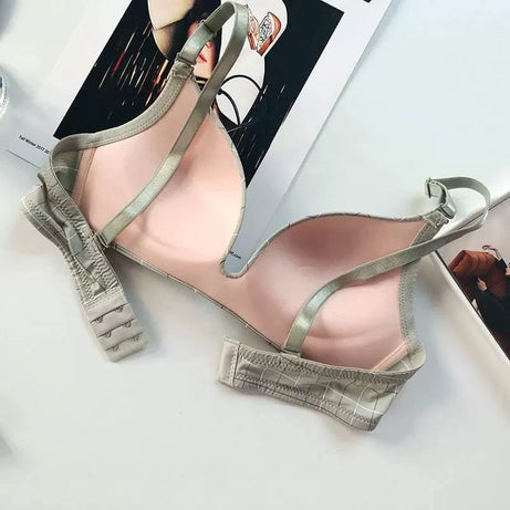 Push-up Non-wired Strap Comfortable Bra - Oshi.pk - Buy & Sell Online