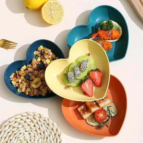8 Pcs Multi-function Spit Bone Heart Shape Plate Set Dish Household Food Grade Plastic Spit Bone Dish Hearts Plate Set Dining Table Garbage Plates - Oshi.pk - Buy & Sell Online