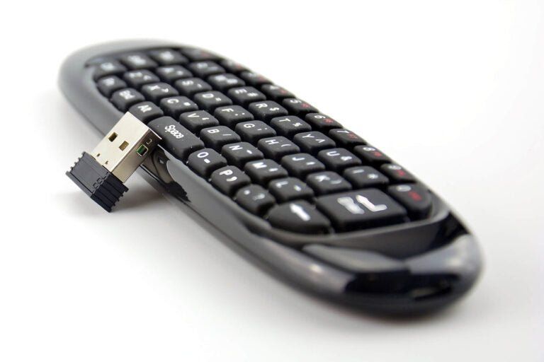AIR MOUSE REMOTE - Oshi.pk - Buy & Sell Online