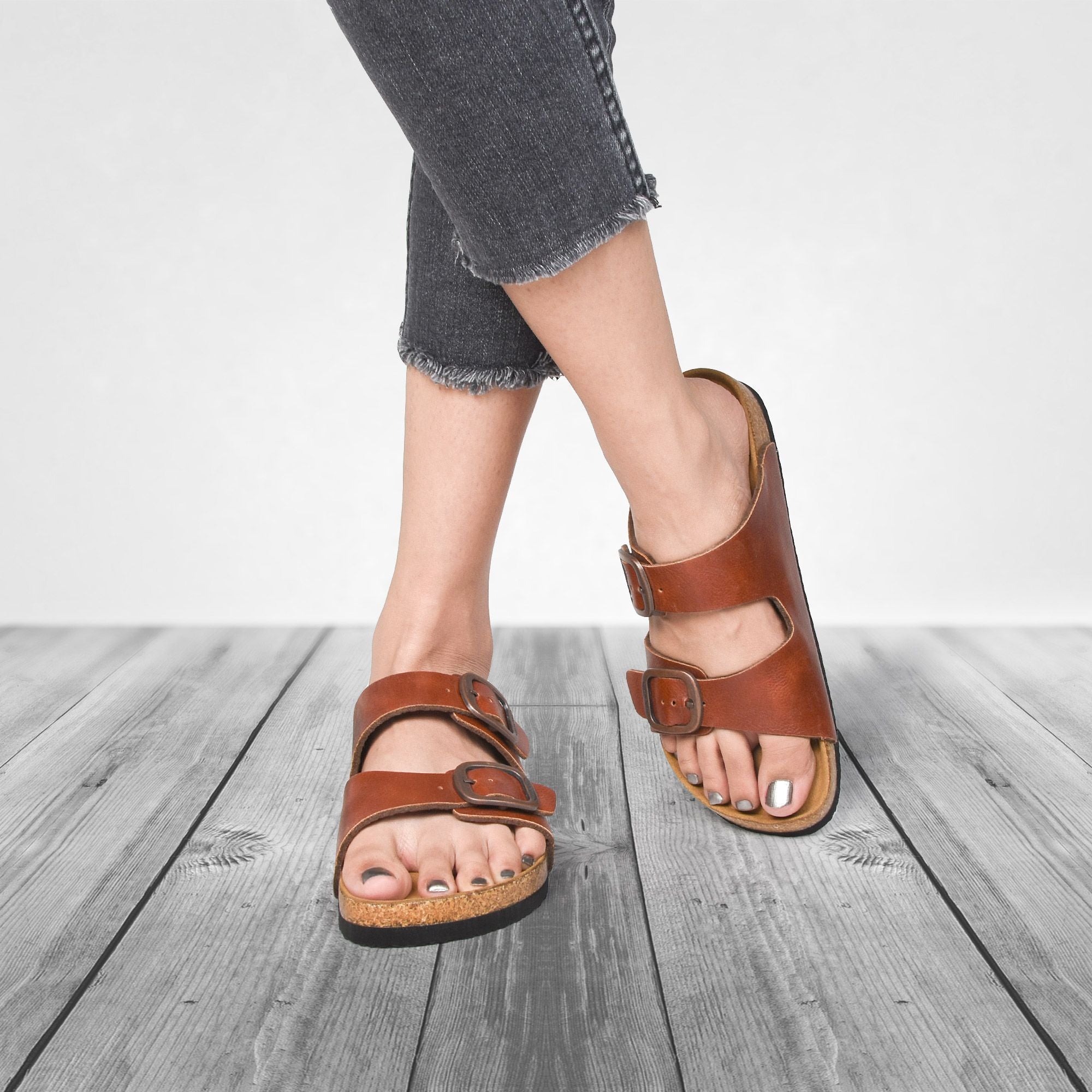 Arete Slide Sandals - Oshi.pk - Buy & Sell Online