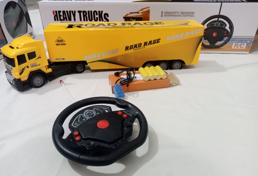 Big 49cm Road Rage Heavy Truck- Steering wheel RC - Rechargeable Battery