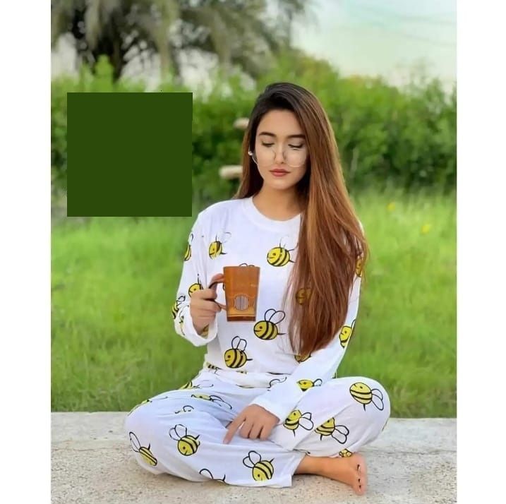 Honey Bee White Night Dress - Oshi.pk - Buy & Sell Online