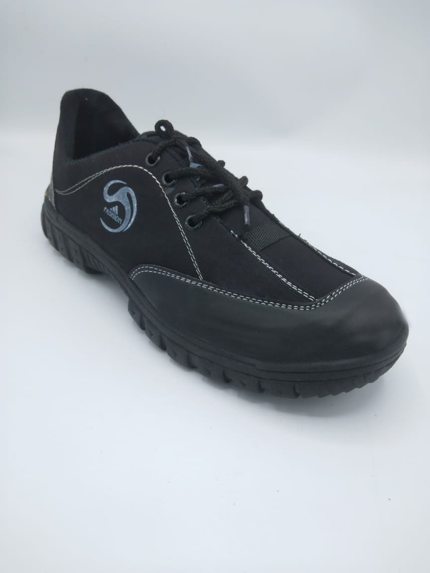 Black Running Shoes For Men - Oshi.pk - Buy & Sell Online