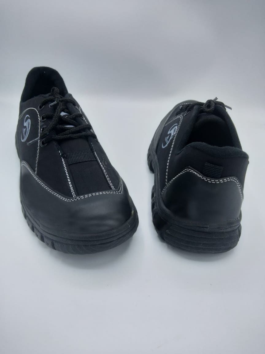 Black Running Shoes For Men - Oshi.pk - Buy & Sell Online