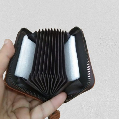 Bovi's Men's Genuine Leather Card Holder Storage Bags Blocking Zipper Thin Pocket - Oshi.pk - Buy & Sell Online