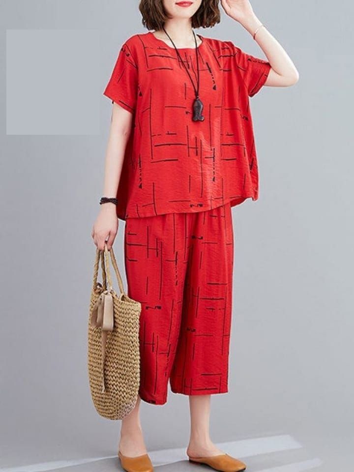 Capri Style Night Dress Tshirt and Capri Trouser For Her - Oshi.pk - Buy & Sell Online