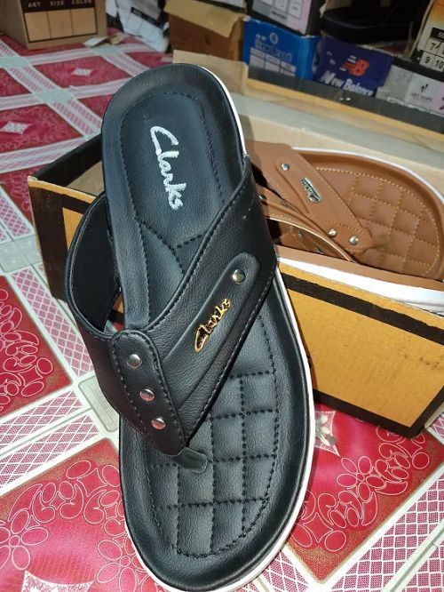 Clarks Men Slipers New Design - Oshi.pk - Buy & Sell Online