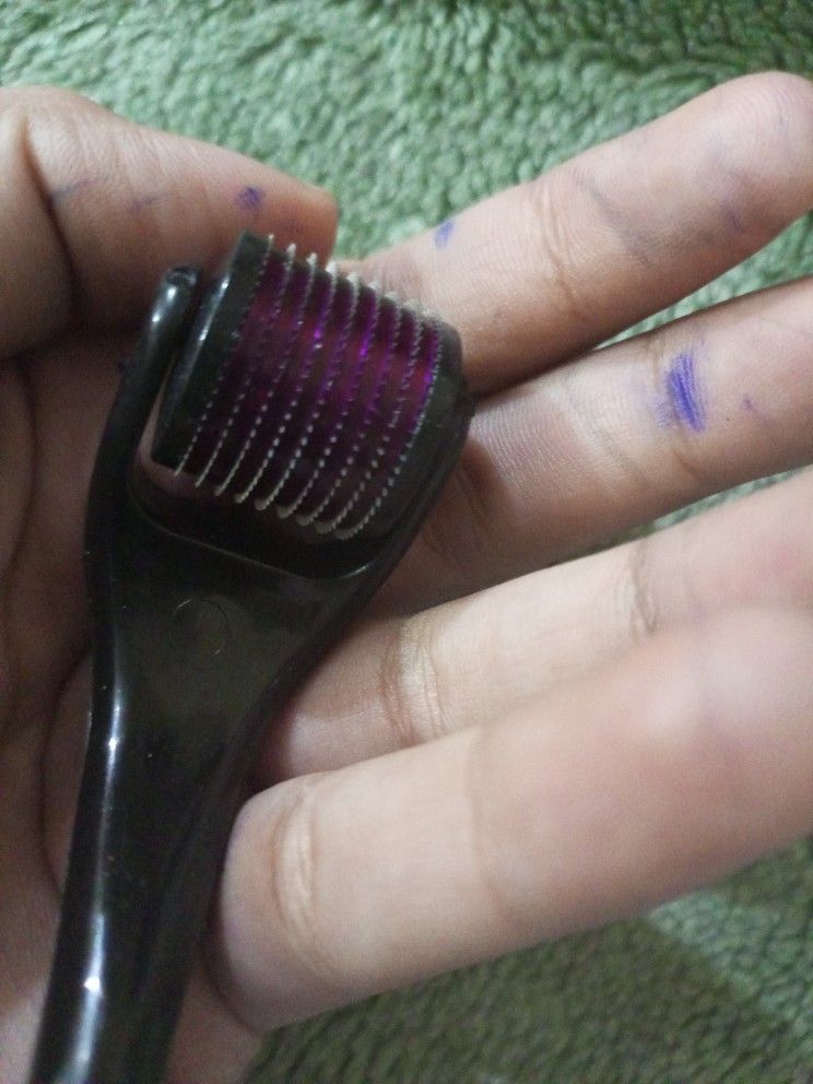 Derma Roller 0.5 Mm Hair & Skin System - Oshi.pk - Buy & Sell Online