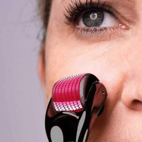 Derma roller 0.5mm 540 Titanium Alloy Micro Needles Hair & Beard - Oshi.pk - Buy & Sell Online